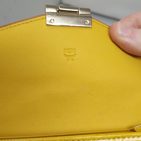 MCM Patricia Embossed Crocodile Yellow Crossbody Wallet Bag= - Picture 8 of 9